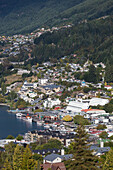 Neuseeland, Südinsel, Otago, Queenstown, Blick auf die Stadt von oben, morgens