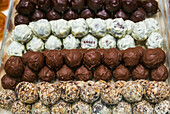 Belgien, Brügge. Belgischer Schokoladenladen