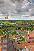 Dänemark, Jütland, Ribe, Blick vom Turm der Ribe Domkirke auf die Stadt