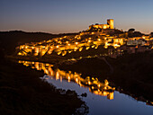 Mertola an den Ufern des Rio Guadiana im Alentejo. Portugal