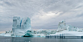 Ilulissat-Eisfjord in der Diskobucht. Der Eisfjord steht auf der Liste des UNESCO-Welterbes, Grönland.