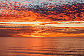 Meereslandschaft von Big Sur bei Sonnenuntergang