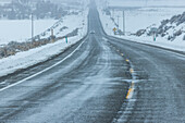 United States, Idaho, Bellevue, Car on Highway 75 in winter