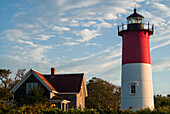 USA, Massachusetts, Cape Cod, Eastham, Nauset-Leuchtturm in der Morgendämmerung