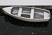 USA, Massachusetts, Cape Ann, Gloucester, Annisquam, small boat, winter