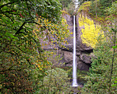 Latourell-Wasserfälle. Columbia River Gorge, Oregon, USA.
