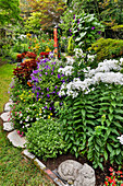Garten in voller Blüte, Sammamish, Bundesstaat Washington