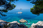 Touristenboot auf dem Adriatischen Meer, Cavtat, Dubrovnik Riviera, Kroatien, Europa