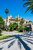 Kathedrale von Palma im Sommer, Palma, Mallorca, Balearen, Spanien, Mittelmeer, Europa