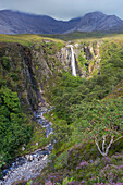 Eas Mor Wasserfall, Isle of Skye, Innere Hebriden, Schottland, Vereinigtes Königreich, Europa