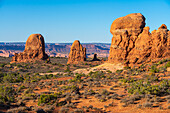 Rock formations near Turret Arch on sunny day, Arches National Park, Utah, United States of America, North America