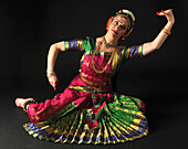 Bharata-Natyam-Tänzerin in Paris, Frankreich, Europa