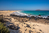 View of beach and the Atlantic Ocean, Corralejo Natural Park, Fuerteventura, Canary Islands, Spain, Atlantic, Europe