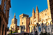 Palais des Papes im historischen Zentrum von Avignon. Avignon, Provence, Region Côte d'Azur, Frankreich, Europa.