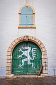 Wappen oder Maskottchen der Stadt. Detail, Fassade des Landeszeughauses (Zeughaus), vom Landhaushof aus, Graz, Österreich