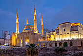 Roman forum, Mohammad Al-Amine Mosque and at right Saint Georges Maronite Cathedral, Beirut, Lebanon