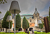 Azkuna Zentroa, Alhondiga-Gebäude, Bilbao, Bizkaia, Baskenland, Spanien