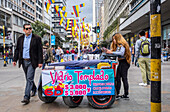 Straßenverkäufer von Handyzubehör, Carrera 7 oder Carrera septima, Bogota, Kolumbien