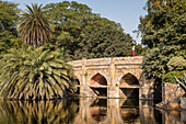 Athpula-Brücke, Lodi Garden, Neu-Delhi, Indien