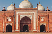 Mosque, inside the complex of Taj Mahal, UNESCO World Heritage Site, Agra, Uttar Pradesh, India