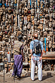 Traditional craft market of Soumbedioune, Dakar, Senegal, West Africa, Africa