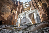 Wat Si Chum, im historischen Park von Sukhothai, Sukhothai, Thailand