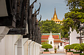 Wat Saket-Tempel am Goldenen Berg, vom Wat Thepthidaram Worawihan aus, Bangkok, Thailand