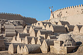 Alter Friedhof an der Stadtmauer, alte Stadt, Chiwa, Usbekistan