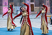 Traditioneller Tanz, Folklore, Samarkand, Usbekistan