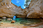 Grotta sfondata (gebrochene Höhle),Vieste, Gargano,Apulien,Italien,Europa