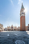 Europa, Italien, Venetien, Venedig: San Marco Platz am Morgen