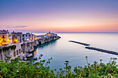 Punta di San Francesco (San Francesco Promenade) in Vieste, Gargano, Bezirk Foggia, Apulien, Italien