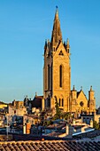 Glockenturm der Kirche Saint-Jean-de-malte, Aix-en-Provence, Bouches-du-Rhone, Frankreich