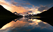 Bachalpsee und Berner Alpen bei Sonnenuntergang, Grindelwald, Berner Oberland, Kanton Bern, Schweiz
