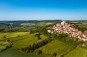 Village and eternal hill of vezelay, (89) yonne, bourgundy, france