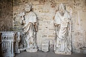 L'oeuvre museum, sammlung mittelalterlicher skulpturen, die bei der restaurierung der basilika, des dorfes und des ewigen hügels von vezelay, (89) yonne, bourgundy, frankreich, zusammengetragen wurden