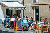 Café-Bar Bicoca in der Straße Rua das Casas reais in der Altstadt, Santiago de Compostela, UNESCO-Welterbe, Galicien, Spanien.
