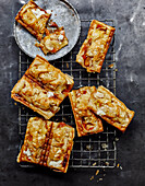 Apricot and white chocolate bars