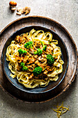 Tagliatelle with fresh mushrooms and broccoli cream sauce