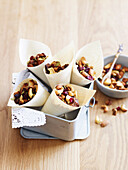 Fruit and nut snack mix