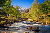 The Cirque de Gavarnie and the Gavarnie Falls / Grande Cascade de Gavarnie, highest waterfall of France in the Pyrenees. Hautes-Pyrenees, Gavarnie-Gèdre, Pyrenees National Park, Gavarnie cirque, listed as World Heritage by UNESCO.