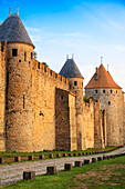 Festungsstadt Carcassonne, mittelalterliche Stadt, von der UNESCO zum Weltkulturerbe erklärt, harboure d'Aude, Languedoc-Roussillon Midi Pyrenees Aude Frankreich