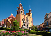 Basilica de Nuestra Se?ora de Guanajuato und Plaza de la Paz; Guanajuato, Mexiko.