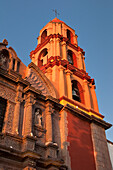 The church of El Oratorio de San Felipe Neri, San Miguel de Allende, Mexico.