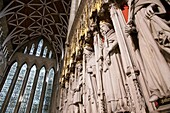 Statuen englischer Könige, die den Bau des Yorker Münsters überwachten