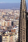 Temple Expiatori De La Sagrada Familia Turmspitzen und Stadtbild