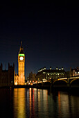 Westminster und Big Ben bei Nacht, London,Uk