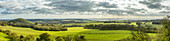 Panoramablick auf den North Downs Way, Südengland; Kent, England.