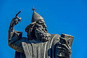 Statue des Gregor von Nin von Ivan Mestrovic, die sich vor dem Goldenen Tor befindet; Split, Kroatien.