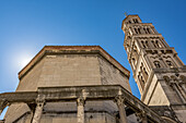 Glockenturm des Heiligen Domnius am Peristyl des Diokletianpalastes; Split, Kroatien.